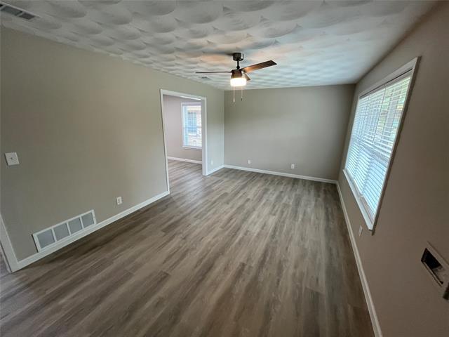 Foto del edificio - 3225 S Tyler St