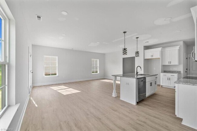 Building Photo - Beautiful New Construction 3 Bed 2.5 Bath ...