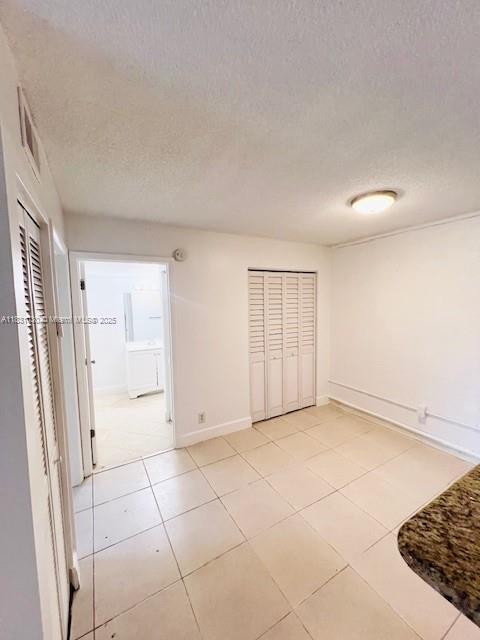 Foto del edificio - 10765 Cleary Blvd