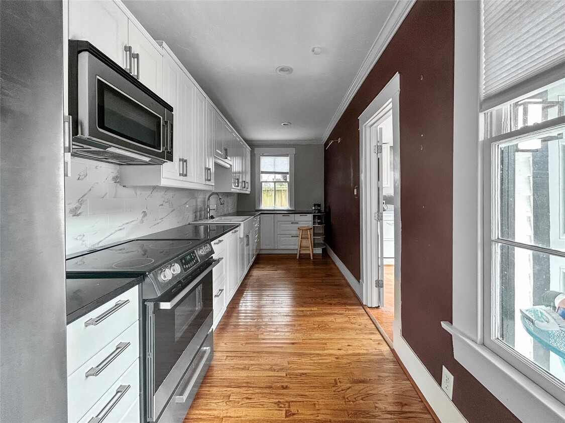 Foto principal - 1310 Anita St