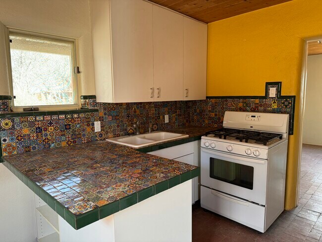 Building Photo - 91 Desert Willow Rd