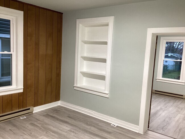 Foto del edificio - 45 Clayton Ave