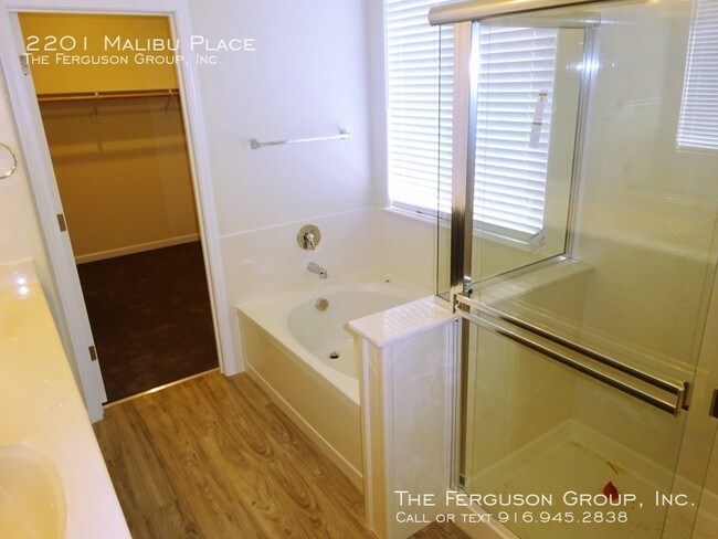Building Photo - 2201 Malibu Place