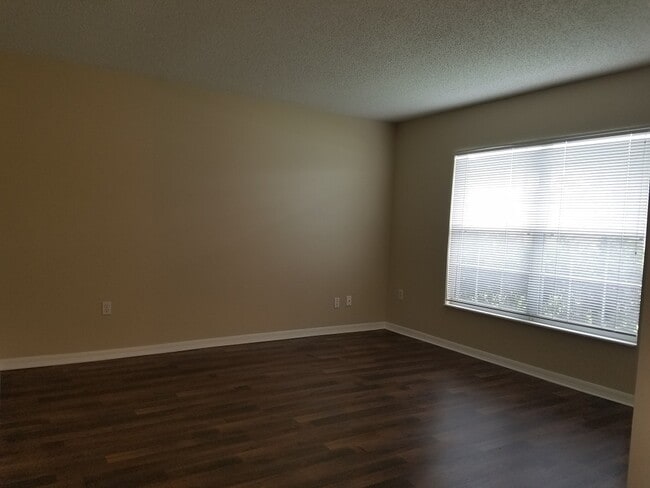 Building Photo - 3-Bedroom, 2-Bathroom Home in Kissimmee ***MOVE-IN SPECIAL, 50% OFF 2nd MONTH!!***