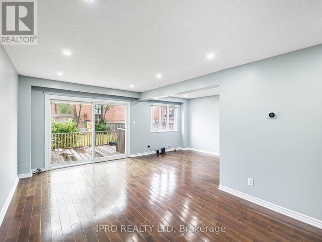 Building Photo - 7458 Catalpa Rd