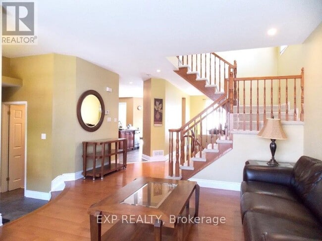 Building Photo - 129 Annapolis Cir