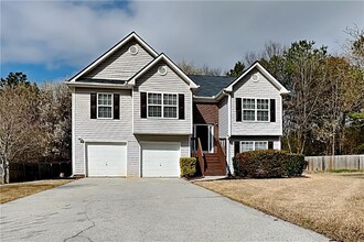 Building Photo - 405 Aristocrat Dr SW