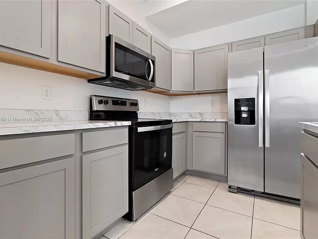 Foto del edificio - 20884 NW 9th Path