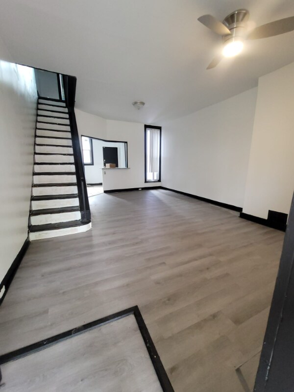 Foto del edificio - 1246 S Peach St
