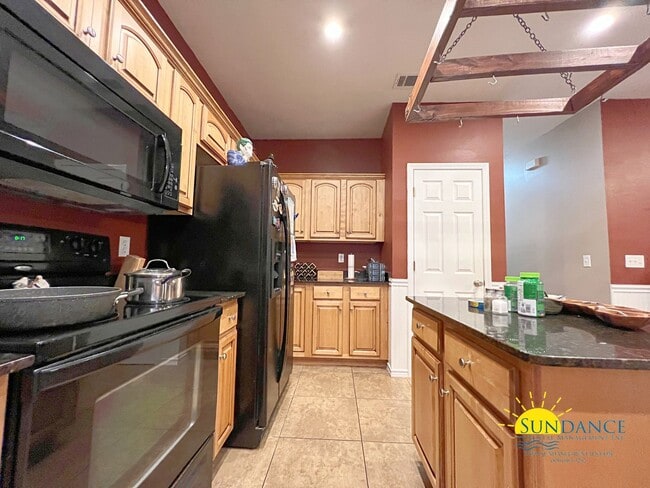 Foto del edificio - Beautiful 3 Bedroom Townhouse near Hurlburt Field AFB!