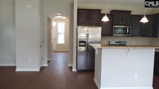 Foto del edificio - 139 Wisley Garden Dr