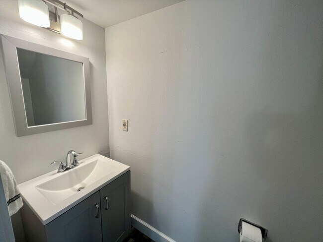 Foto del edificio - 7618 Lexington Manor Dr