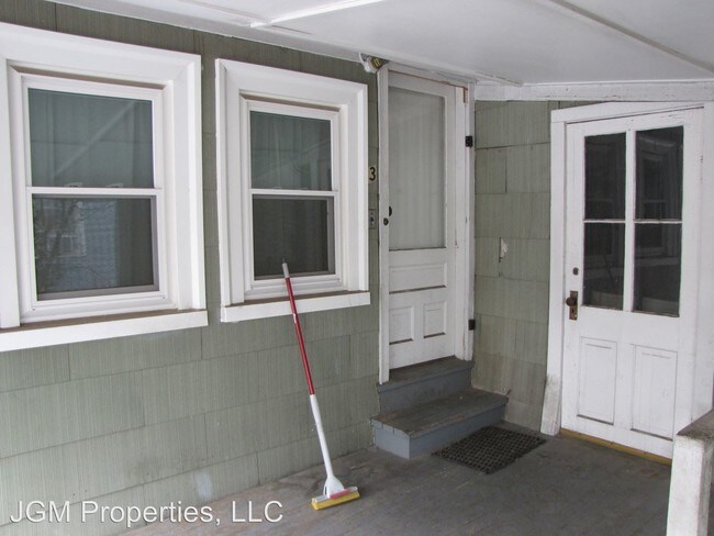 Building Photo - 1 br, 1 bath Apartment - 622 N NEVADA AVE #2