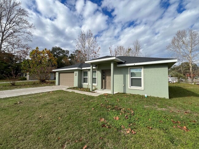 Building Photo - Beautiful 3 Bed /2 Bath in Ocala!!