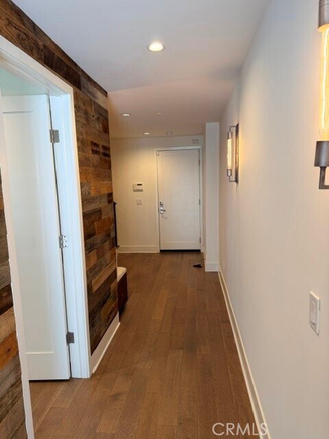 Foto del edificio - 1400 N Fuller Ave