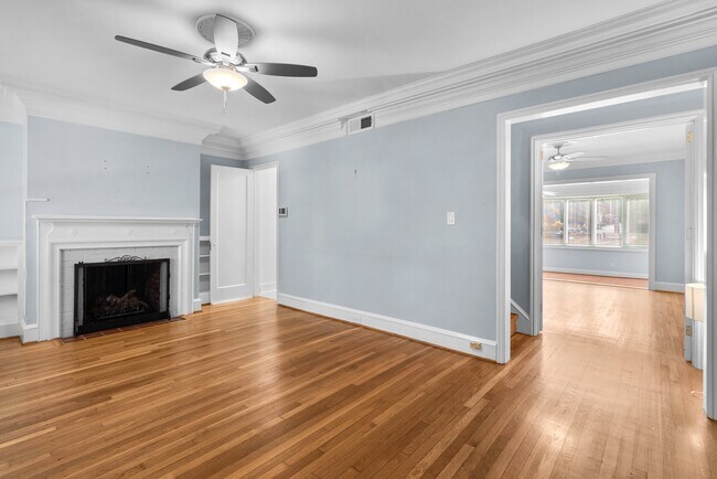 Photo - 1711 37th St NW House