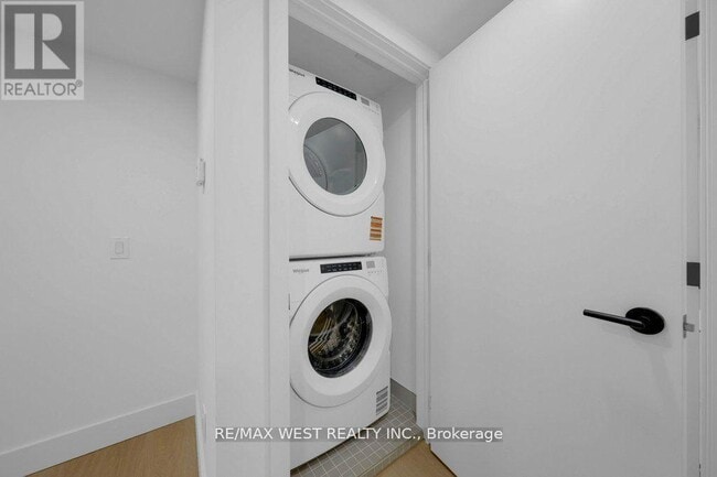 Building Photo - 502 Atlas Ave