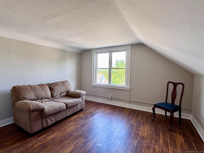 Foto del edificio - 28 French St