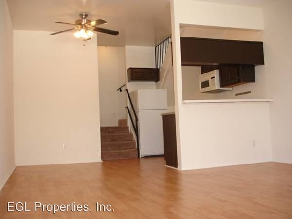 Building Photo - 1300 N Curson Ave