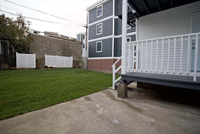 Foto del edificio - 16 Trenton St