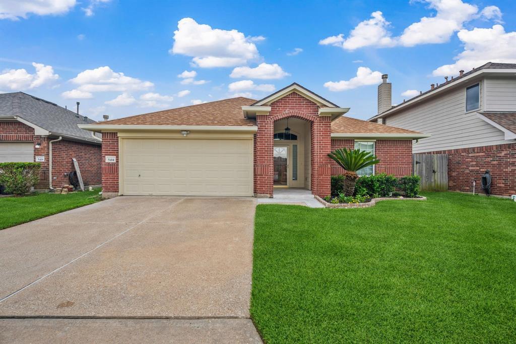 Foto principal - 5414 Fairtide Dr