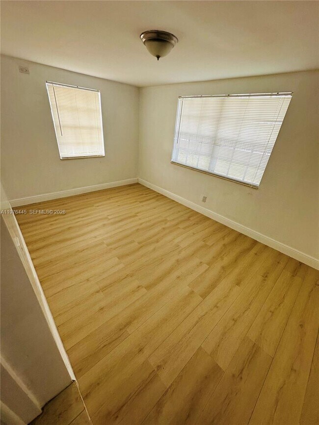 Foto del edificio - 3101 SW 67th Ave