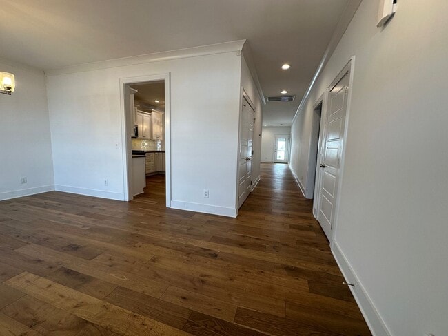 Building Photo - 3 Bedroom / 2 Bath  Johnson City TN