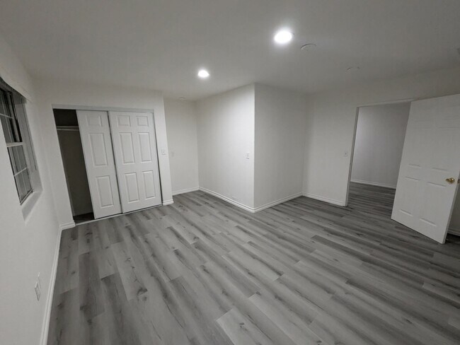 Building Photo - 17201 E Orkney St