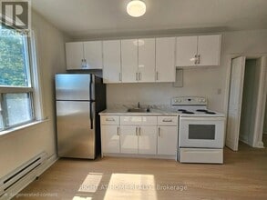 Building Photo - 1316 A King St W