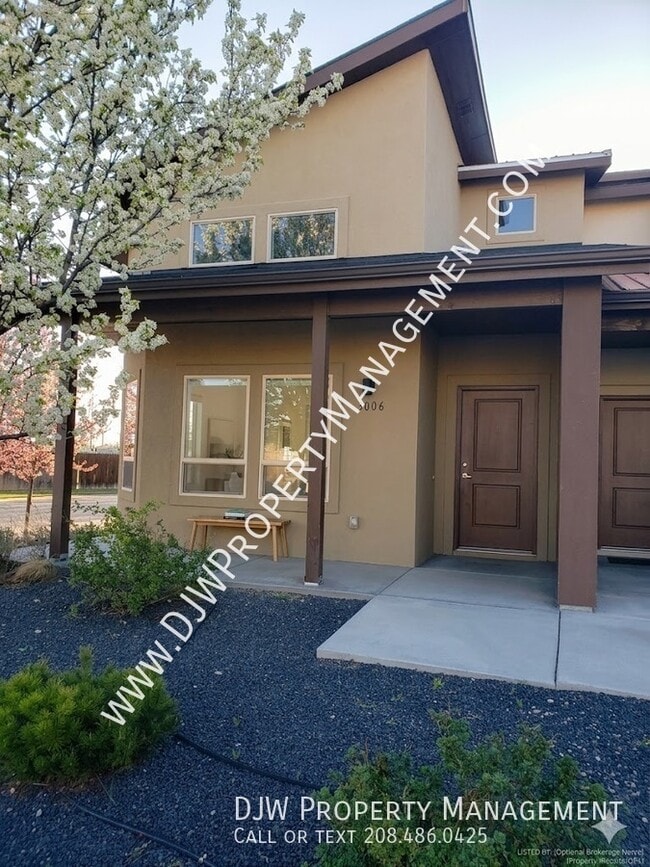 Building Photo - 3006 N LeBlanc Way