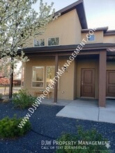 Building Photo - 3006 N LeBlanc Way
