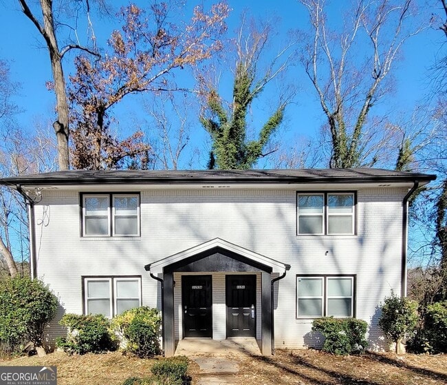 Building Photo - 1153 Jolly Ave