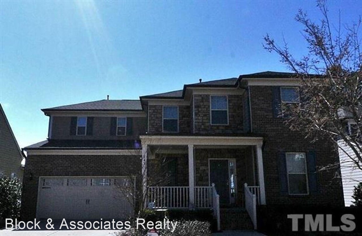 Primary Photo - 5 br, 3.5 bath House - 148 Brassica Lane