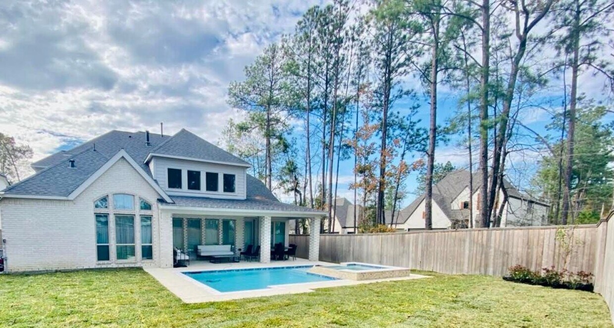 Foto principal - 176 Sweeping Valley Dr