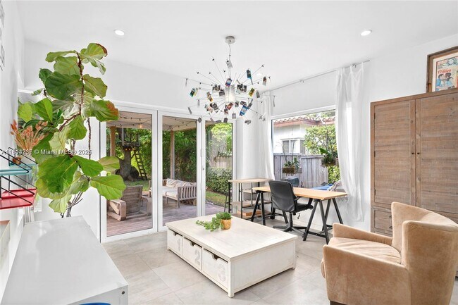 Foto del edificio - 5120 Cherokee Ave