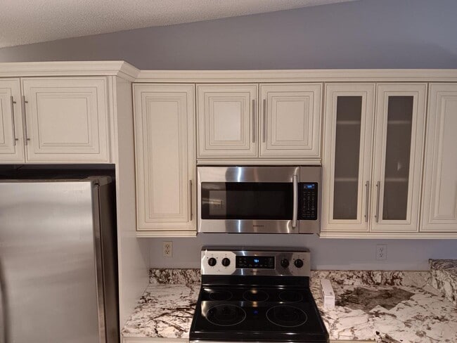 Building Photo - 5262 Breadfruit Cir