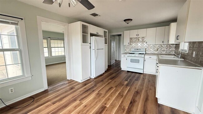 Foto del edificio - 4651 Co Rd 417