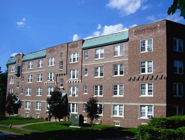 Front of building - 77 Prospect St Apartments