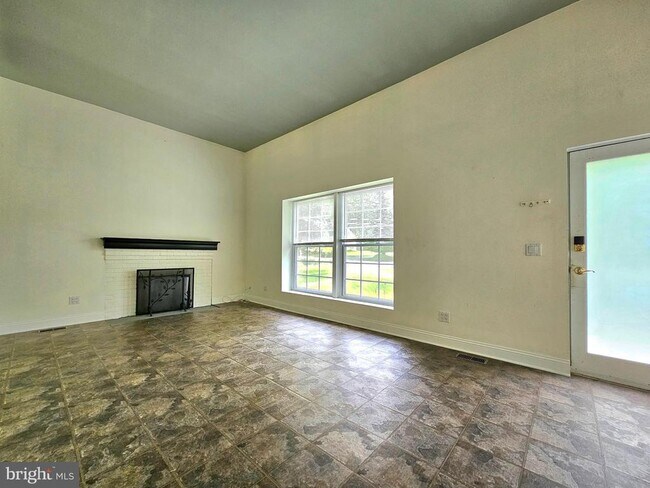 Foto del edificio - 317 Adahi Rd SE