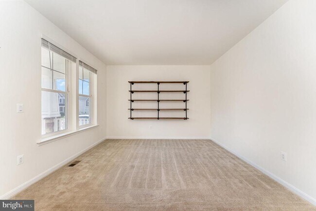 Foto del edificio - 10407 Spotswood Dr