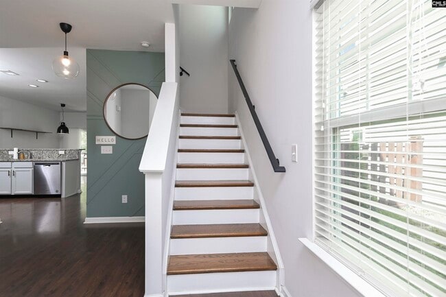 Building Photo - 834 Parnell Ct