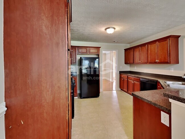 Foto del edificio - 141 Bridgemill Dr