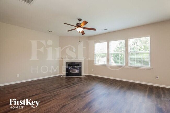 Foto del edificio - 3224 Wicklow Lane
