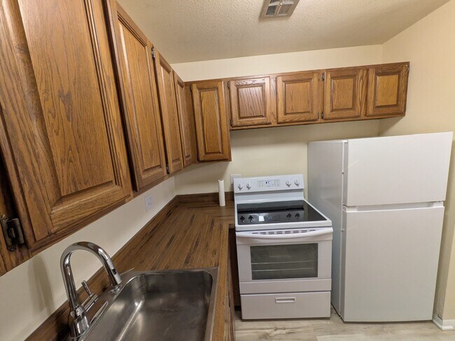 Foto del edificio - Cozy 1BR Apartment in the heart of Buffalo Grove – Heat Included | Unfurnished