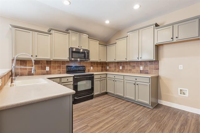 Building Photo - 1617 Nighthawk Dr