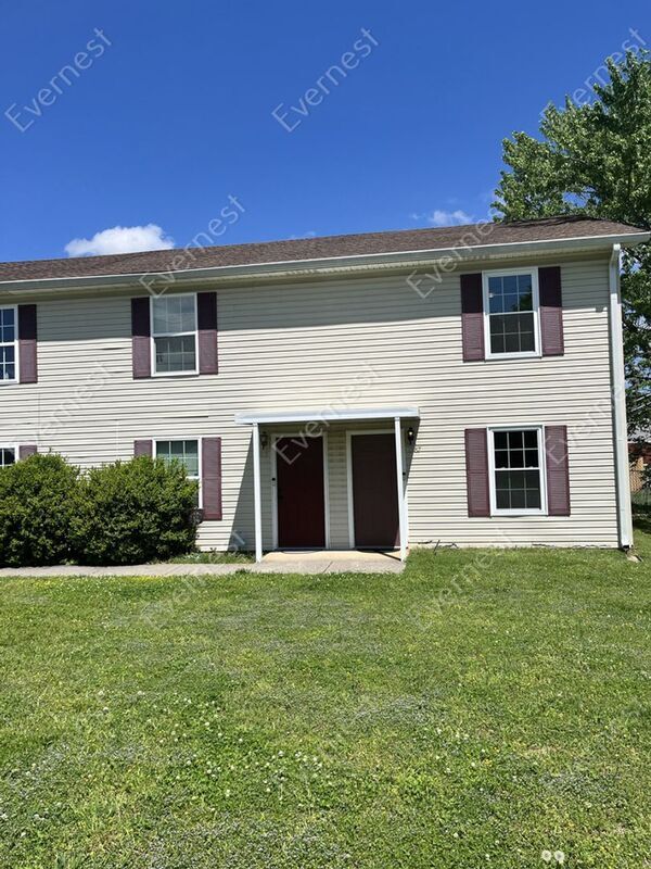 Building Photo - 1587 Chariot Dr