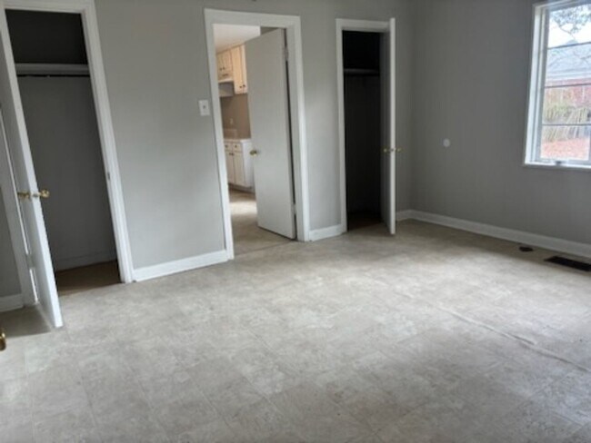 Foto del edificio - 335 Cummins St