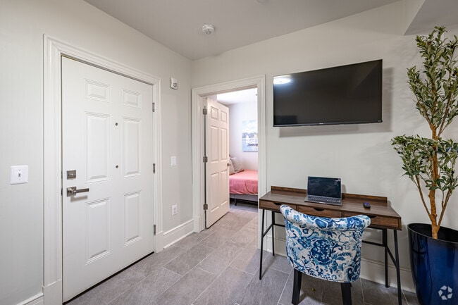 Apt 2 1 BR 1 BA - 525SF - The Eleanor Apartments