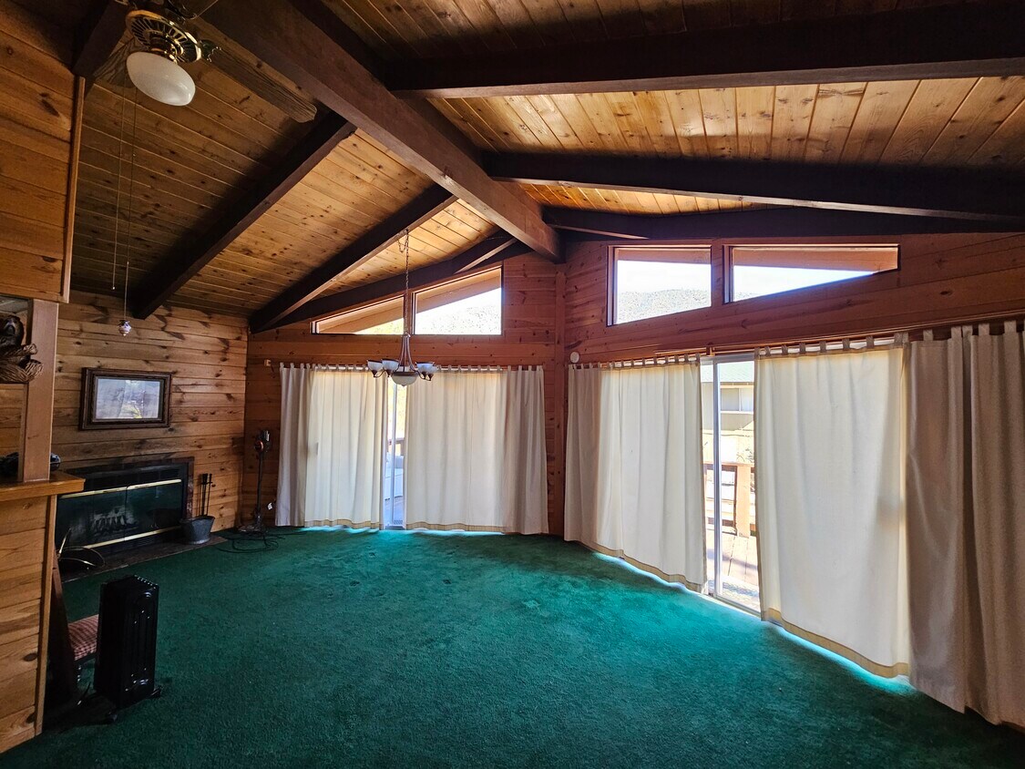 Foto principal - 2321 Cypress Way