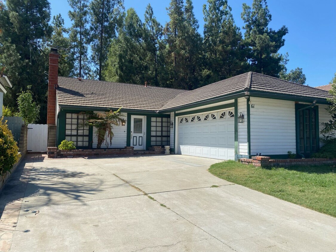 Foto principal - Great Phillips Ranch Home – 3+Office+2 - $3395 Rent - Ready for November Move In